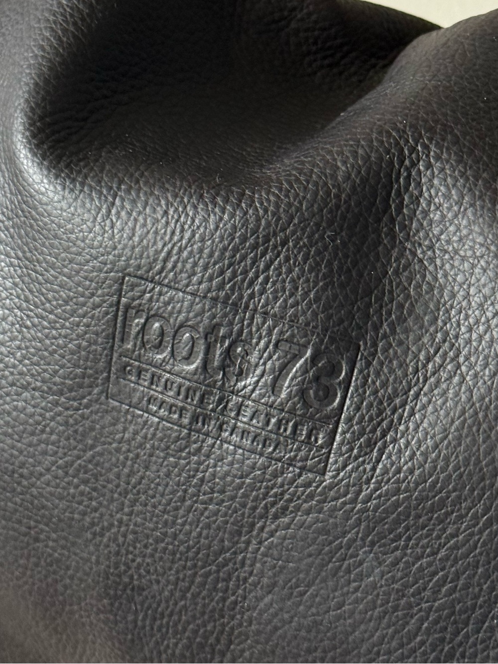 Roots Villager Dark Brown Leather Crossbody/Shoulder Bag - Picture 8 of 8